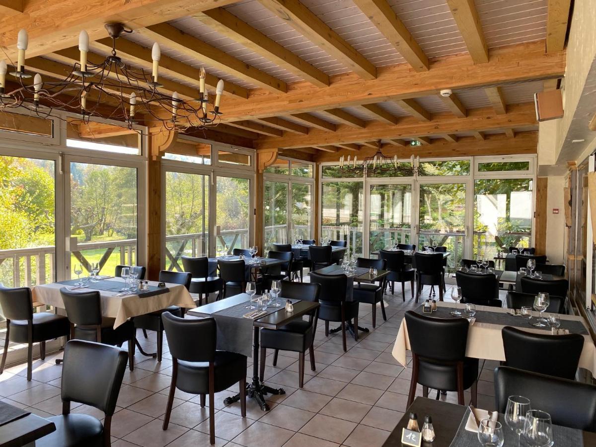 Les Lodges Du Lac Saint-Alban-de-Montbel Bagian luar foto